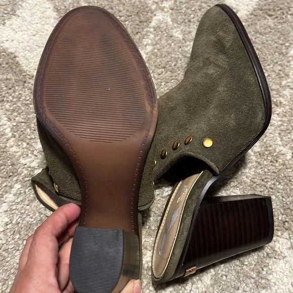 Suede mules - Picture 4 of 4